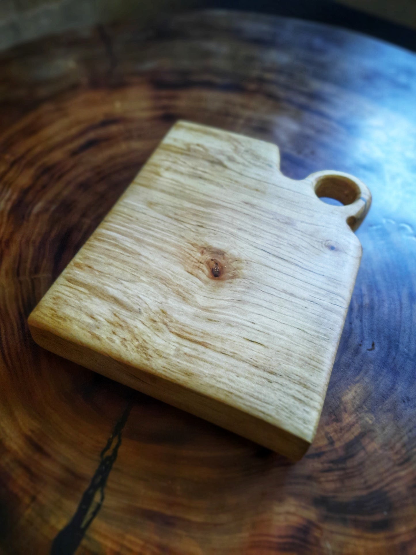 Chestnut chopping board