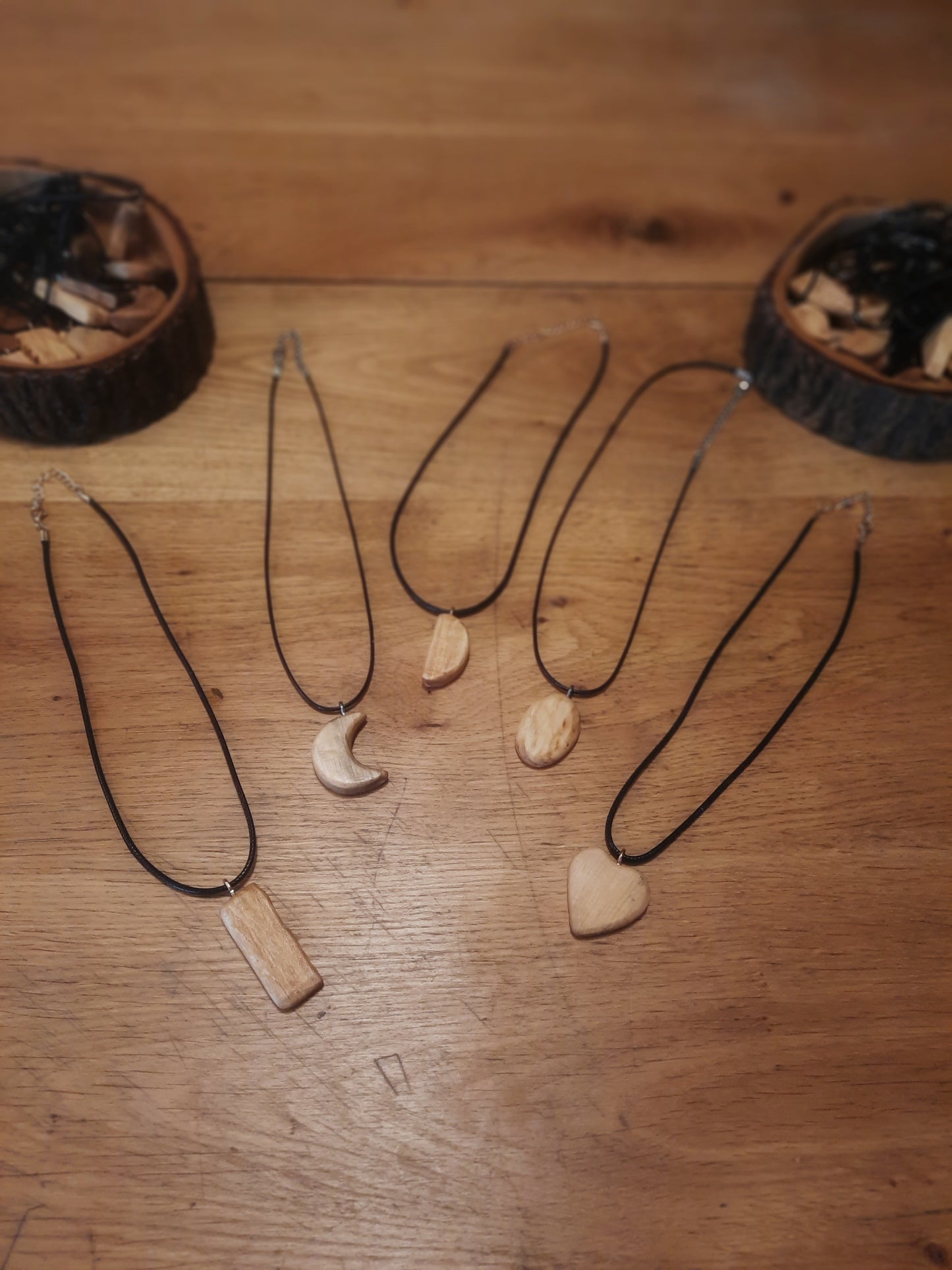 Wood Pendant necklace