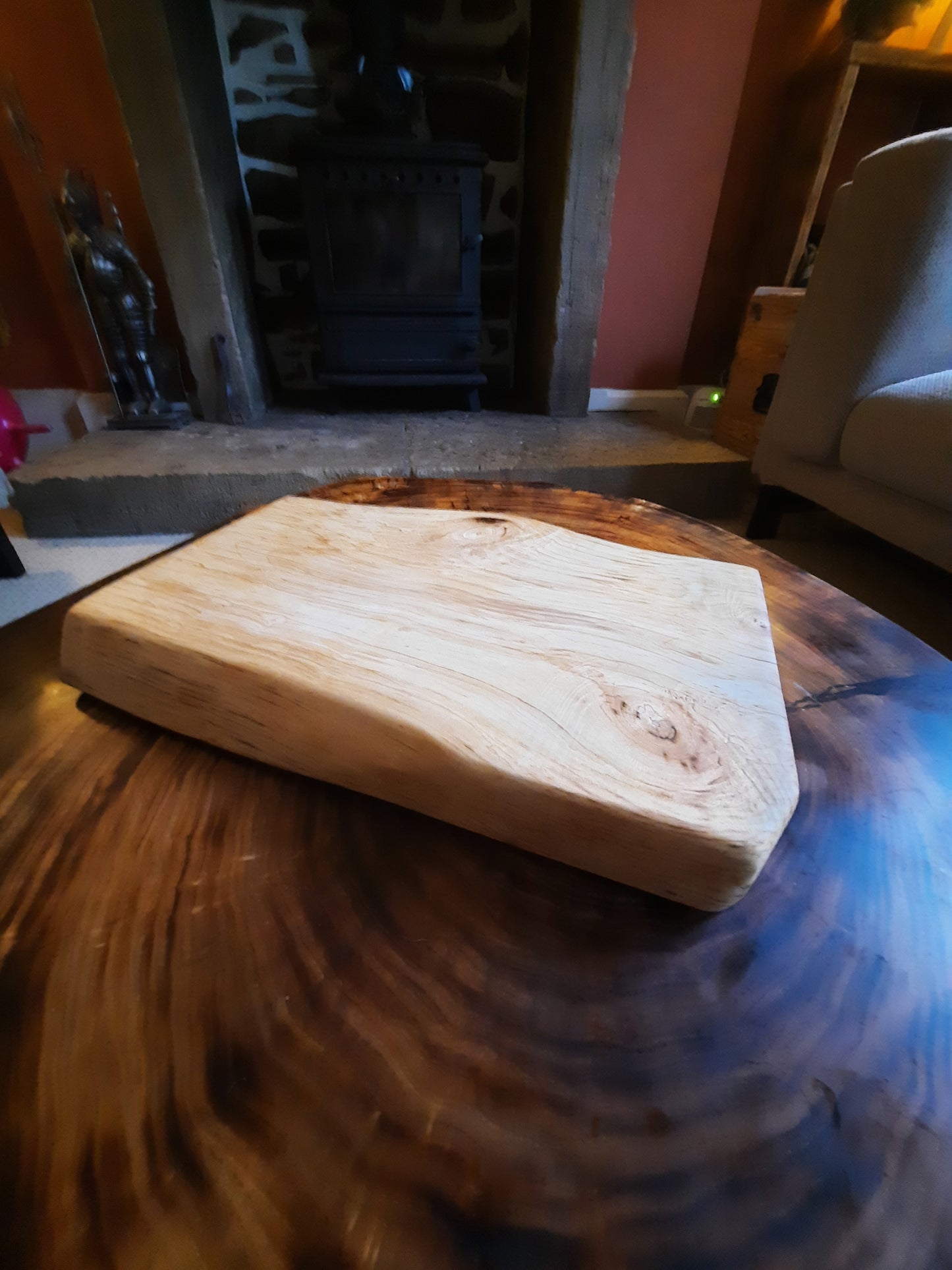 Heavy duty chopping board