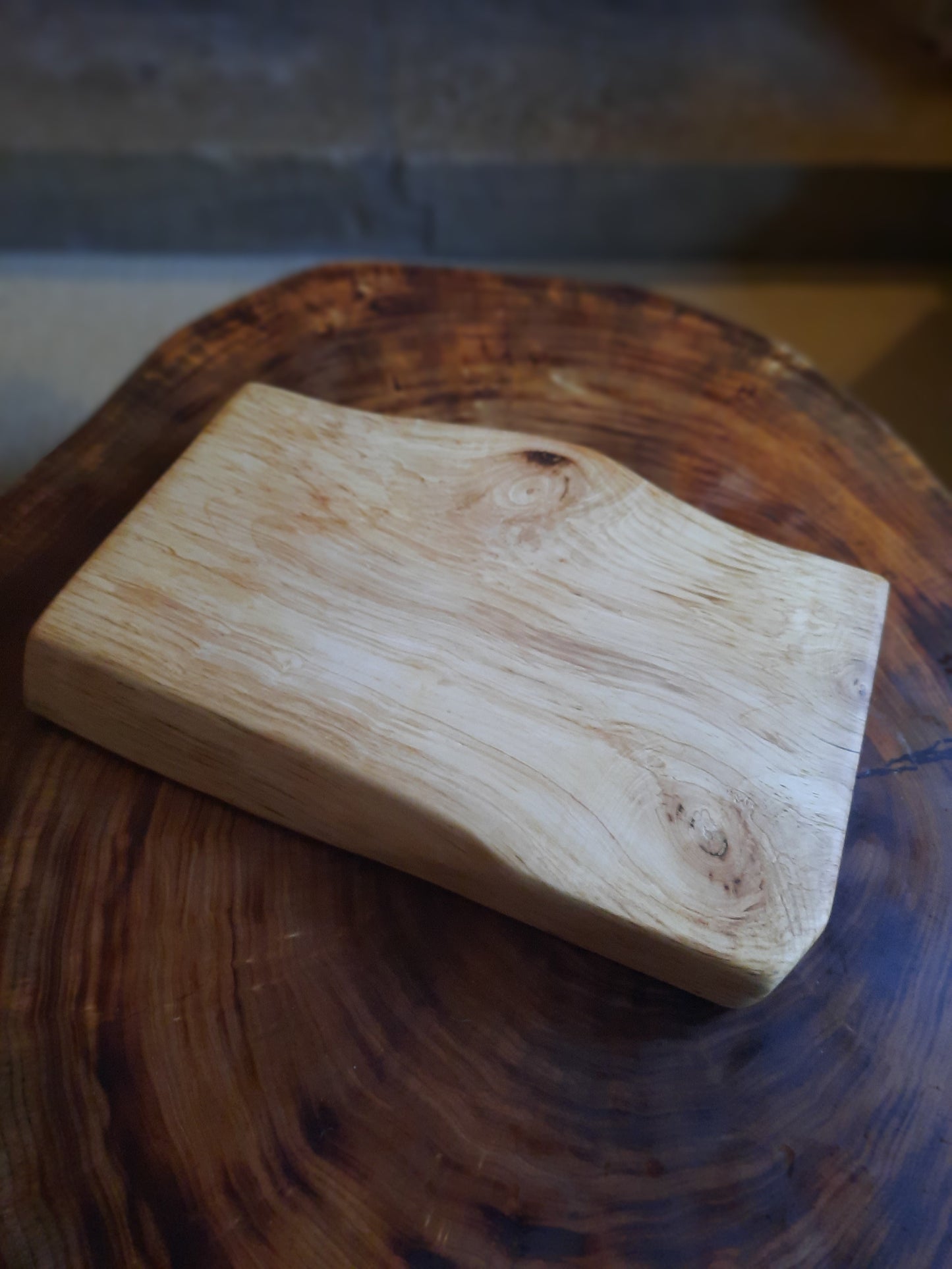 Heavy duty chopping board
