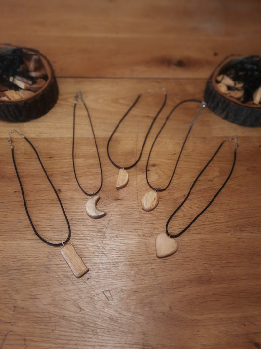 Wood Pendant necklace
