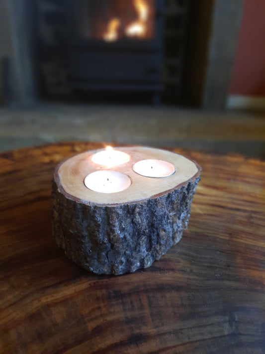 (L) Rustic Round Three tealight holder