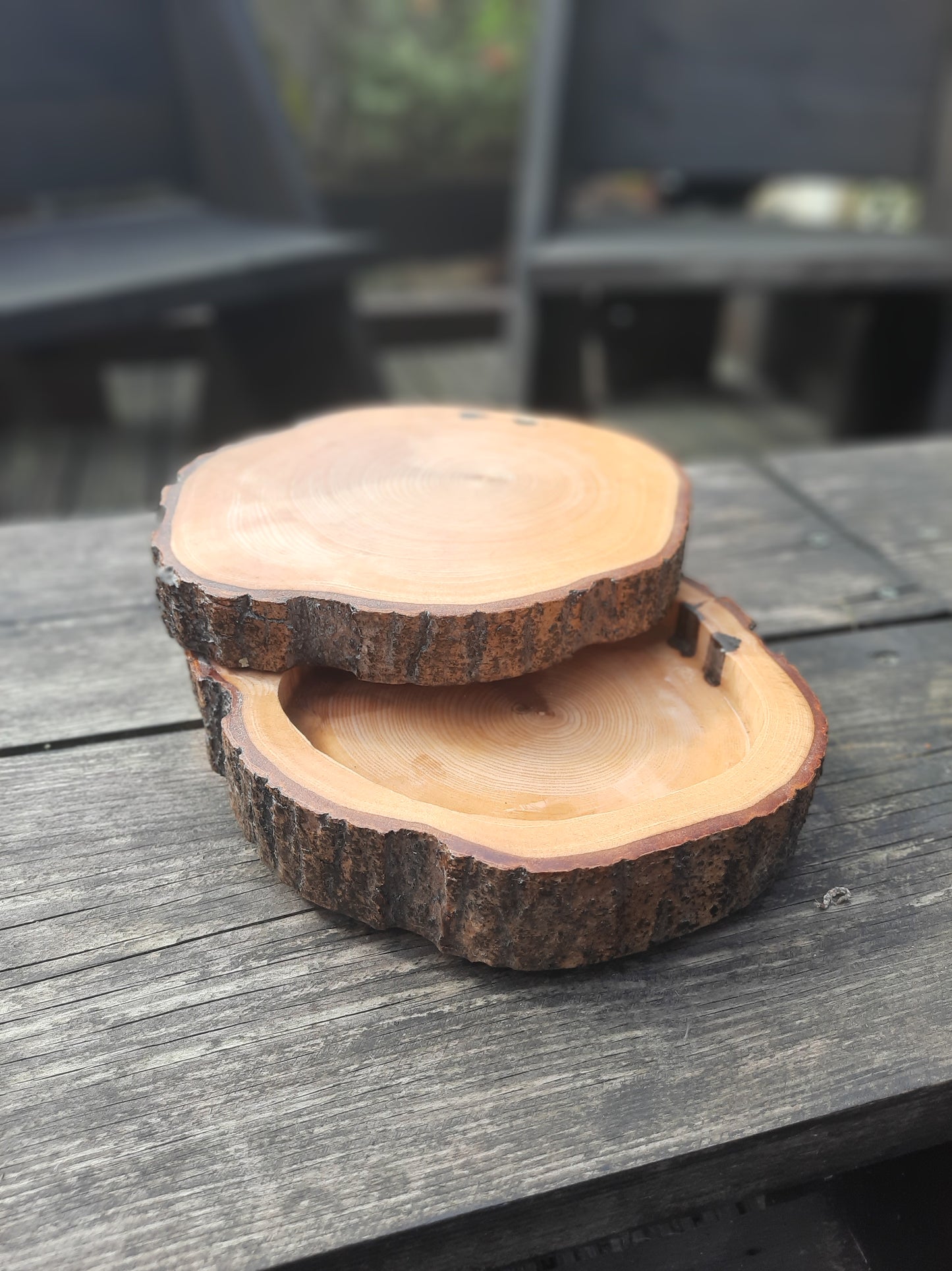 Rustic storage round