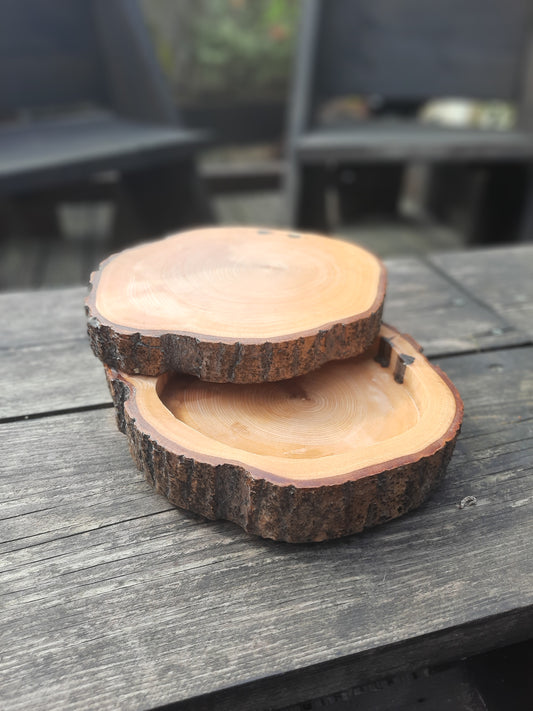 Rustic storage round